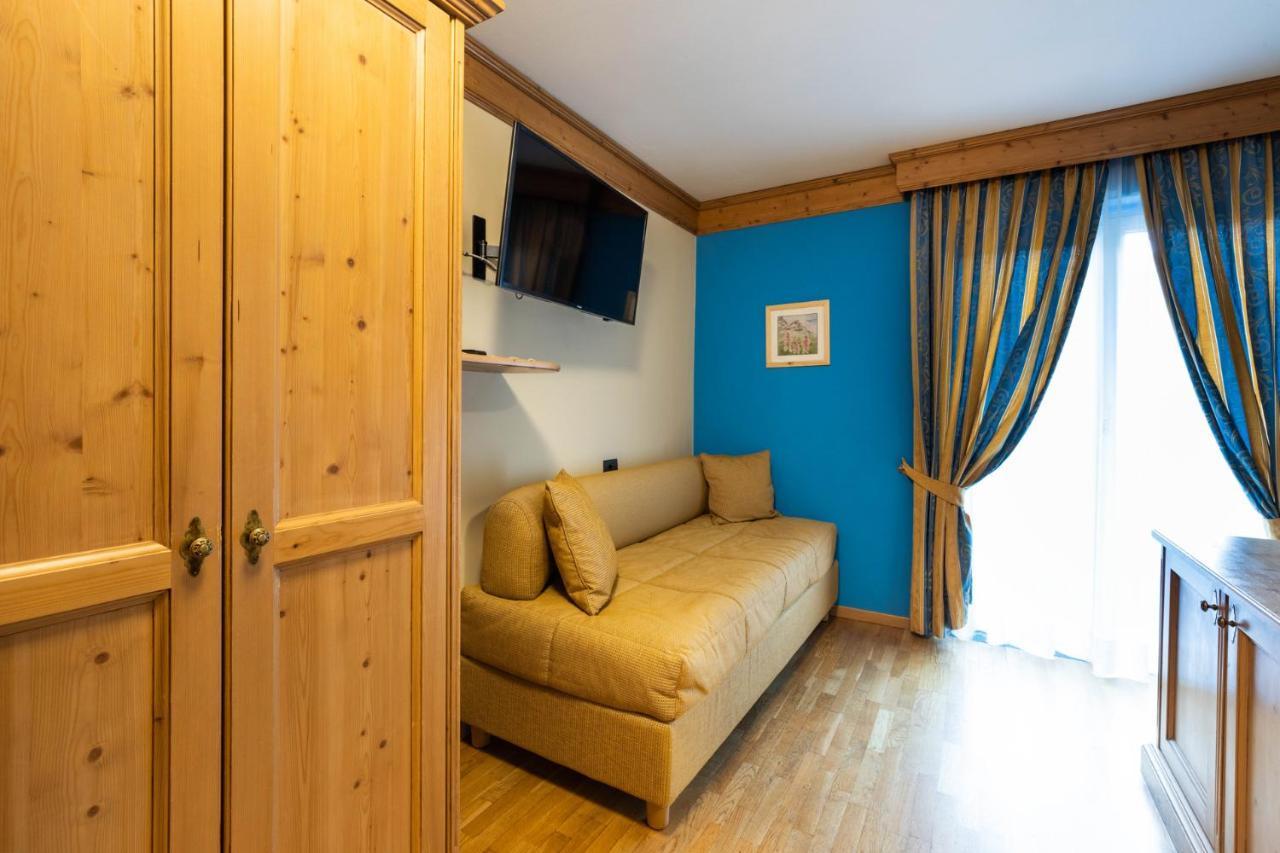 Hotel Medil Campitello di Fassa Exterior photo